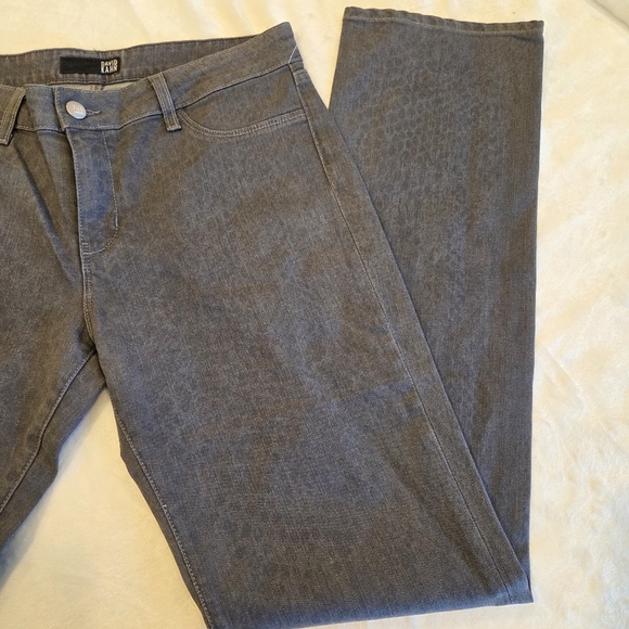 ‼️3/$30‼️ David Kahn Nikki Straight Leg Grey Python Jeans Sz 31 Snake Print New - Picture 11 of 16